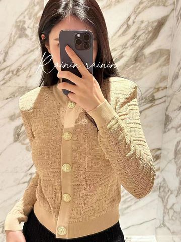 Áo len nữ BALMAIN* độn vai khuy bấm vàng đẹp sang SIÊU CẤP