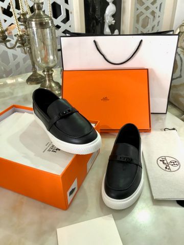 Giày slip on nam HERMES* da bò mềm khoá bạc đẹp SIÊU CẤP