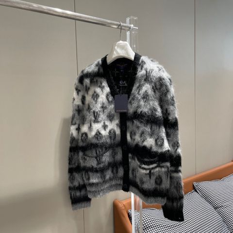 Áo cardigan len lông LV* hoạ tiết Monogram cực đẹp VIP 1:1