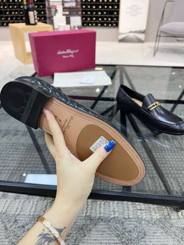 Giày nam Loafer SALVATORE* da bò dập nổi hoạ tiết Logo VIP 1:1