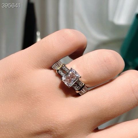 Nhẫn TYFFFANY* & CO quá đẹp