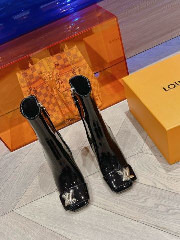 Boot LV* cổ lỡ da bóng cao 10cm gót vân trám đẹp sang VIP 1:1