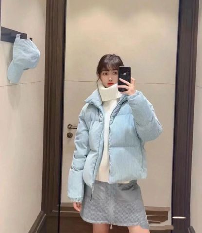 Áo phao nữ moncler* chất nhung màu xanh nhạt VIP 1:1