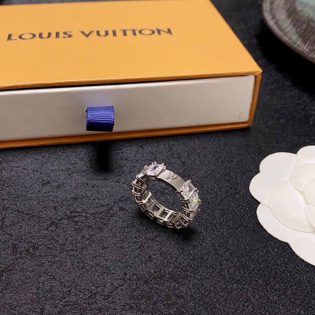 Nhẫn LV* nạm đá SIÊU CẤP 680k Dòng nhẫn zircon rhinestone nhập