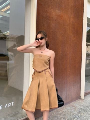 Chân váy mi.u mi.u*  xếp ly viền da MM