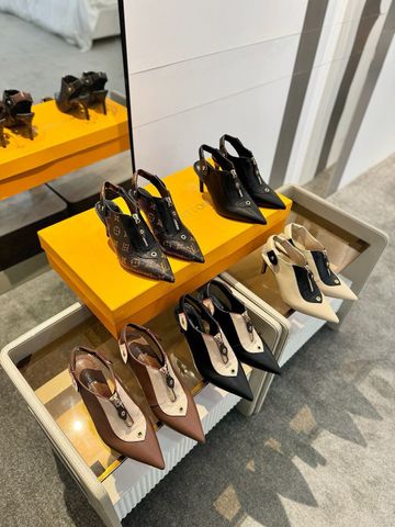 Giày cao gót L*V cao 8,5m mẫu mới da bò phối màu kiểu đẹp VIP 1:1