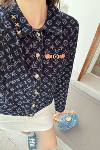 Áo khoác jeans nữ L*V hoạ tiết Monogram cao cấp