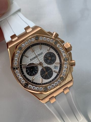 Đồng hồ nữ Audemars* Piguet* phong cách thể thao – đẳng cấp và cuốn hút