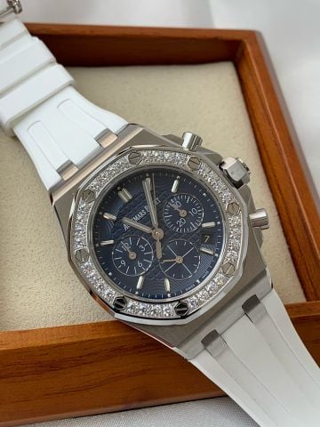 Đồng hồ nữ Audemars* Piguet* mặt lớn toả sáng cá tính