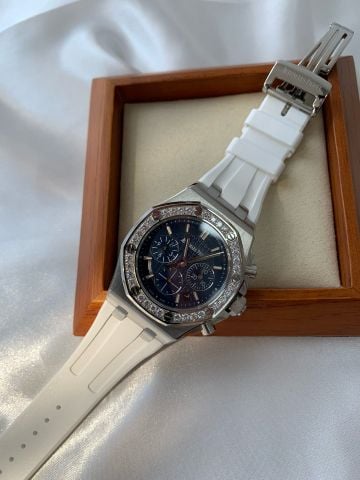 Đồng hồ nữ Audemars* Piguet* mặt lớn toả sáng cá tính