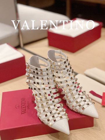 Sandal boot VALENTINO* cao 8cm và 6,5cm  da bóng tán đinh đẹp sang VIP 1:1