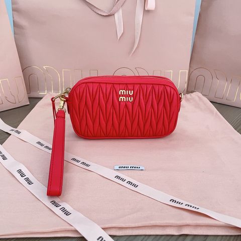 Túi Clutch miu* miu* size 18cm đẹp sang VIP 1:1