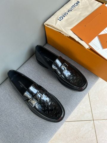 Giày nam Loafer Louis* LV* da bóng dập nổi Monogram cực đẹp lịch lãm VIP 1:1