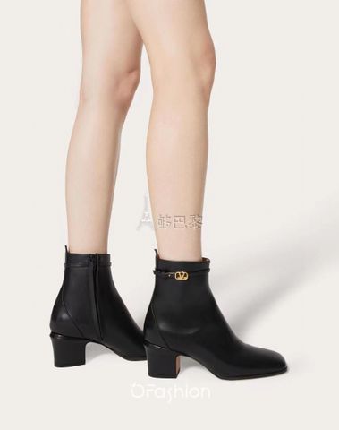 Boot VALENTINO* cổ thấp da bò dáng đẹp VIP 1:1