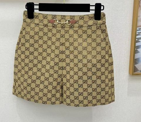 Quần short nữ GUCC* hoạ tiết logo nâu đai khóa vàng da nâu đẹp sang cao cấp