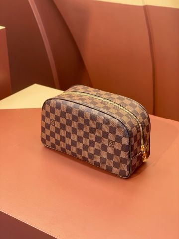 Túi clutch nam nữ Louis* LV* hoạ tiết Monogram nâu khoá đúc vàng đẹp VIP 1:1