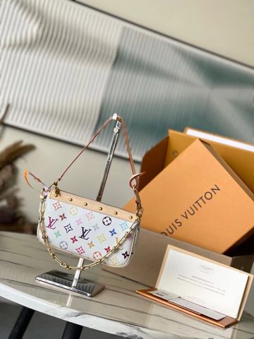 Túi xách nữ L*V  Pochette Accessoires