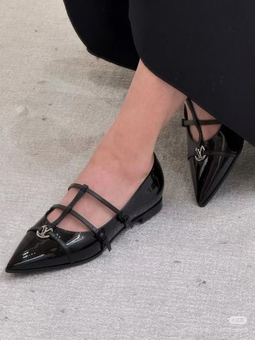 Giày bệt L*V da bóng mũi nhọn đẹp sang VIP 1:1