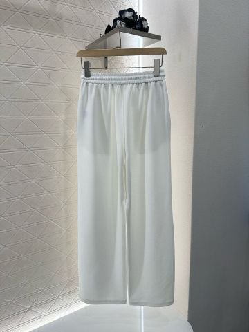 Bộ đồ nữ Di*or* in chữ