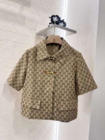 Bộ quần áo nữ GUCC*  gồm áo ngắn tay phối quần short cạp cao