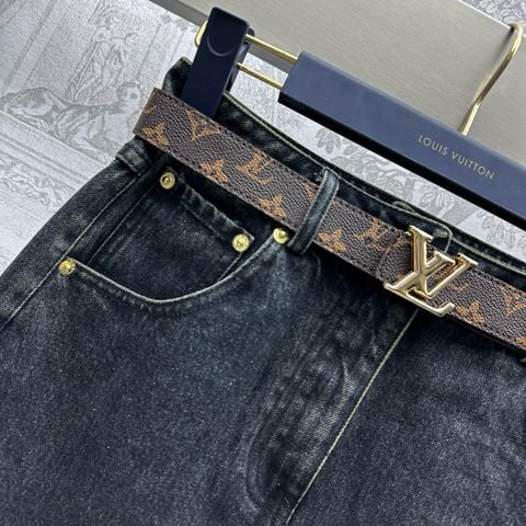 Chân váy jeans L*V đen kèm belt hoạ tiết Monogram nâu VIP 1:1