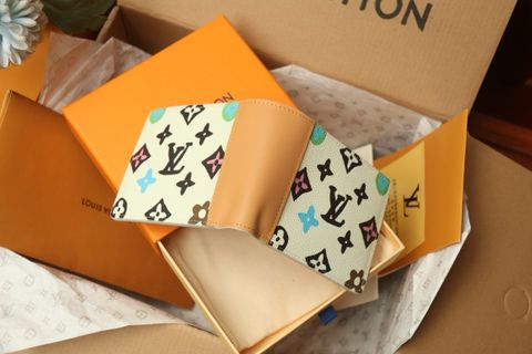 Ví nam L*V hoạ tiết Monogram màu mới đẹp SIÊU CẤP