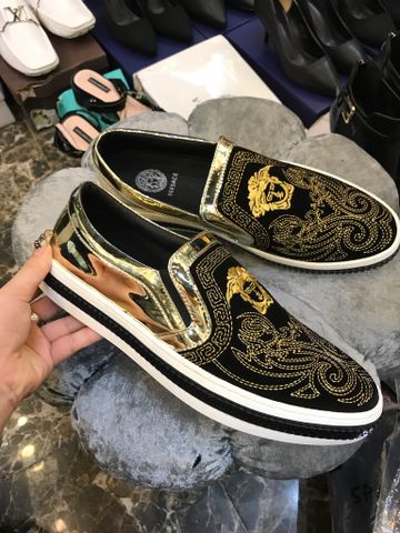 Slip on versace thêu đẹp cho anh em