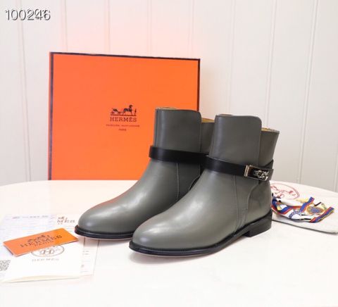 Boot Hermes* cổ thấp da bò lỳ đế thấp khoá bạc 34-42 nhiều màu