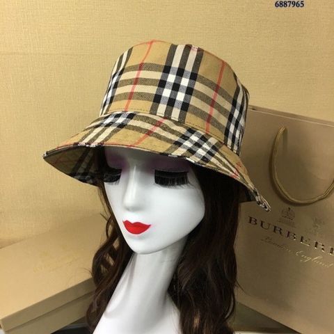 Mũ nữ Burberry* kẻ đẹp