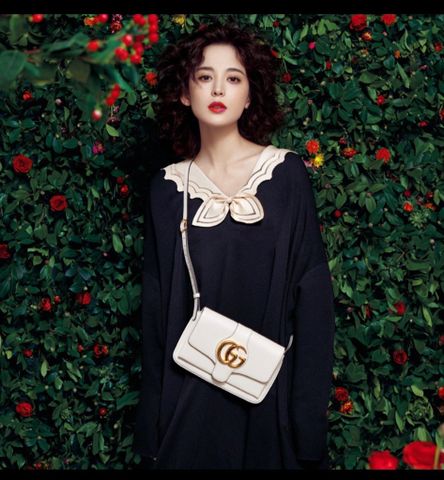 Túi xách nữ GUCCI* 25cm da bò lỳ đẹp khoá vàng màu trắng và đen