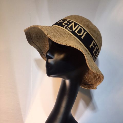 Mũ nữ Fendy* đai chữ đẹp cao cấp
