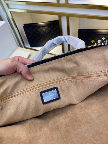 Túi nam LV* đựng laptop da bò vân sz 38cm