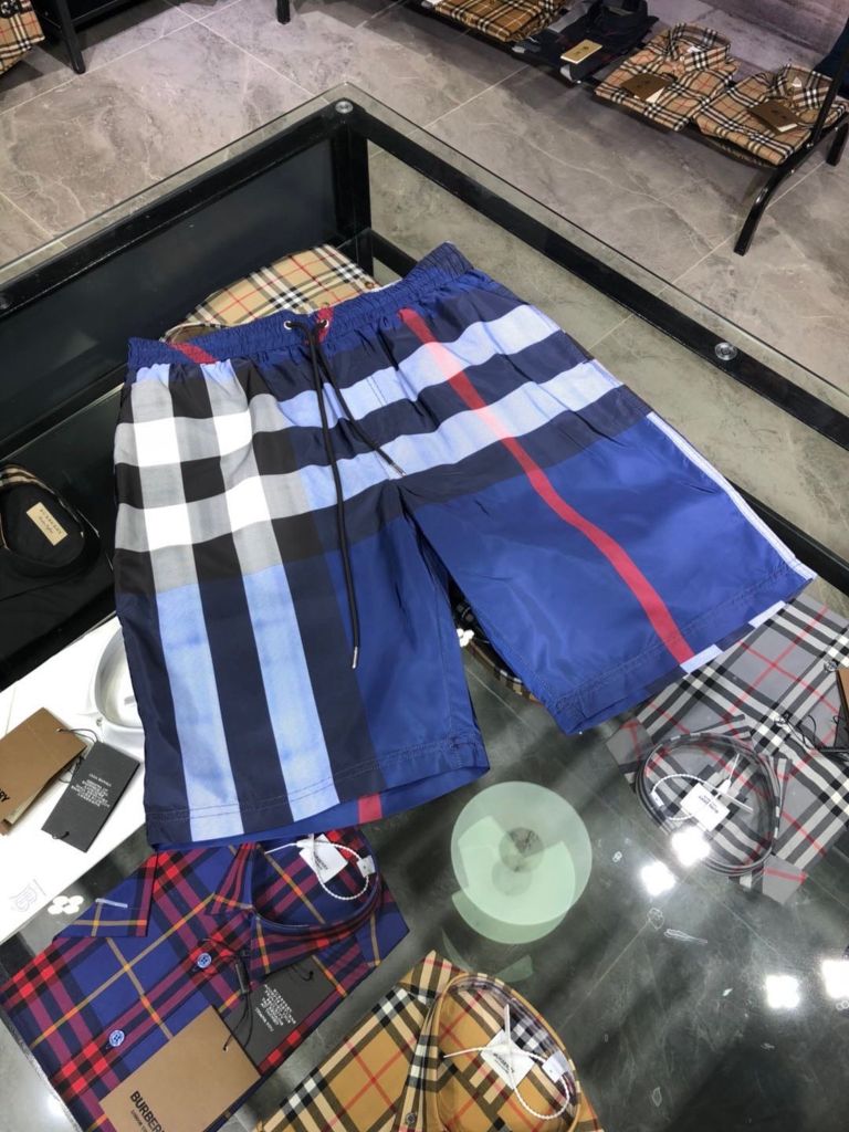 Quần ngố nam Burberry* kẻ đẹp cao cấp M -2XL 1350k  / HỆ –  lien fashion