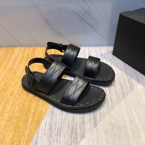 Sandal nam BOTTEGA* VENETA* quai da bò lỳ đế viền dập vân kiểu đẹp cao cấp