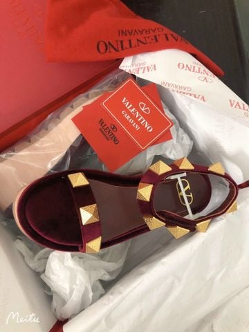 Sandal nữ đế xuồng VALENTINO* cao 7,5cm