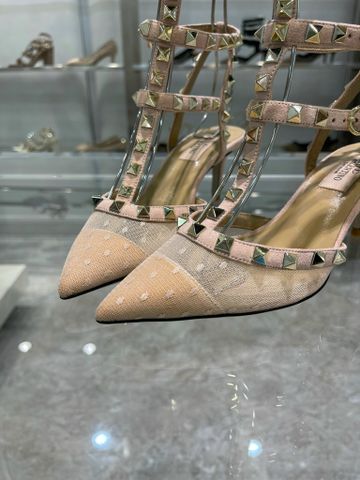 Giày cao gót VALENTINO* hai quai tán đinh lưới chấm bi