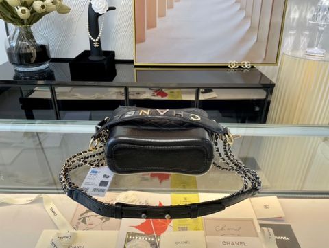 Túi xách nữ chanel* gabrielle da cừu quai nẹp chữ kim loại SIÊU CẤP 20cm