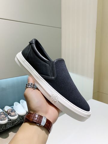 Giày slip on nam moncler* hoạ tiết rằn ri đẹp SIÊU CẤP