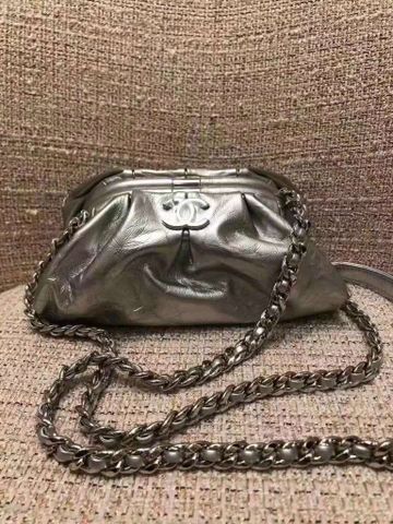 Túi xách nữ chanel* vintage SIÊU CẤP da cừu size 22cm có thể đeo dài hoặc cầm tay