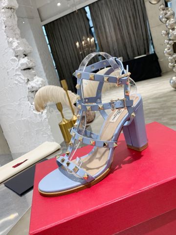 Sandal cao gót VALENTINO* quai da bò tán đinh gót vuông cao 7cm và 10cm