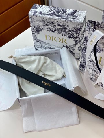 Belt nữ Dior* da bò mặt chữ vàng bản 3cm và 2cm