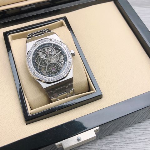 Đồng hồ nam Audemars* Piguet* dây kim loại vỏ bạc case 41mm