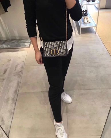 Túi xách nữ Dior* 19cm hoạ tiết oblique size 19cm kèm dây xích đeo đc nhiều kiểu đẹp