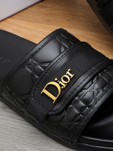 Dép nam Dior* quai da bò dập nổi hoạ tiết caro đẹp cao cấp