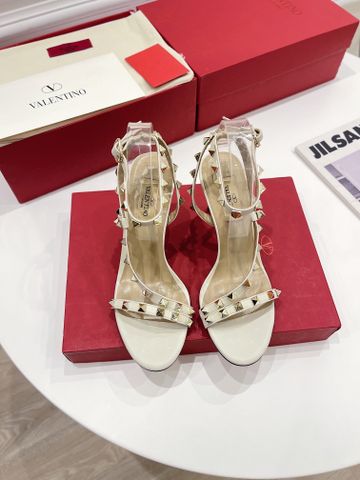 Sandal cao gót VALENTINO* cao 6,5cm và 8,5cm quai da bò tán đinh đẹp sang SIÊU CẤP