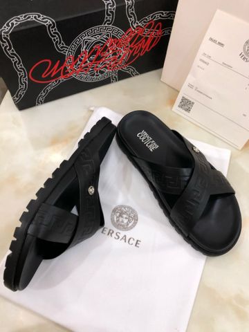 Dép nam VERSACE* quai da bò dập nổi hoạ tiết logo