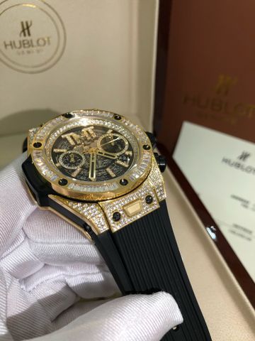 Đồng hồ nam Hublot* lộ cơ dáng thể thao