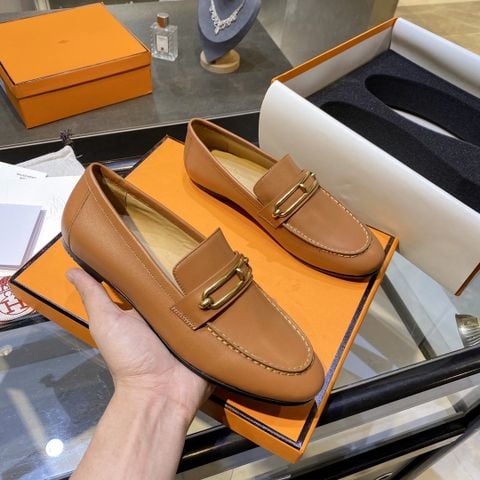 Giày lười nữ Hermes* da bò lỳ khoá vàng đẹp sang SIÊU CẤP