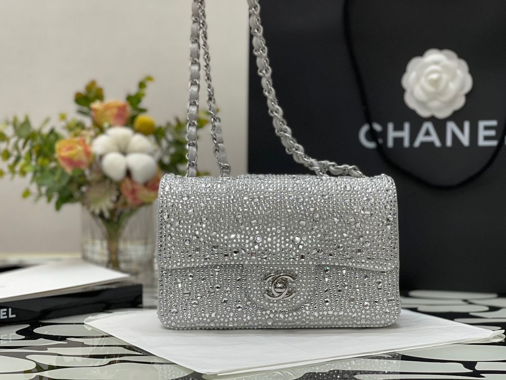 Chanel Classic Charm túi đeo vai đeo chéo nữ da thật chính hãng