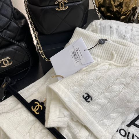 Bộ áo len và quần short len chanel* đẹp cao cấp SML